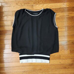 Roman Black w/White Accents Short Sleeve Top w/ Shoulder Cover